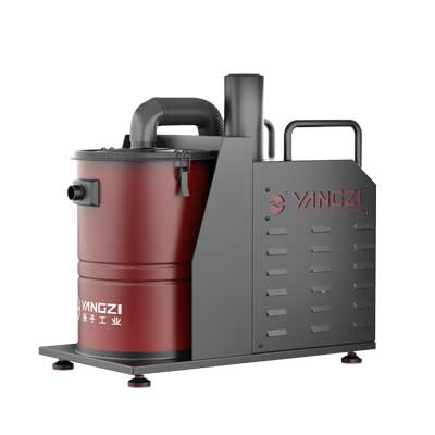 使用工業(yè)吸塵器，讓廠房更安全.jpg